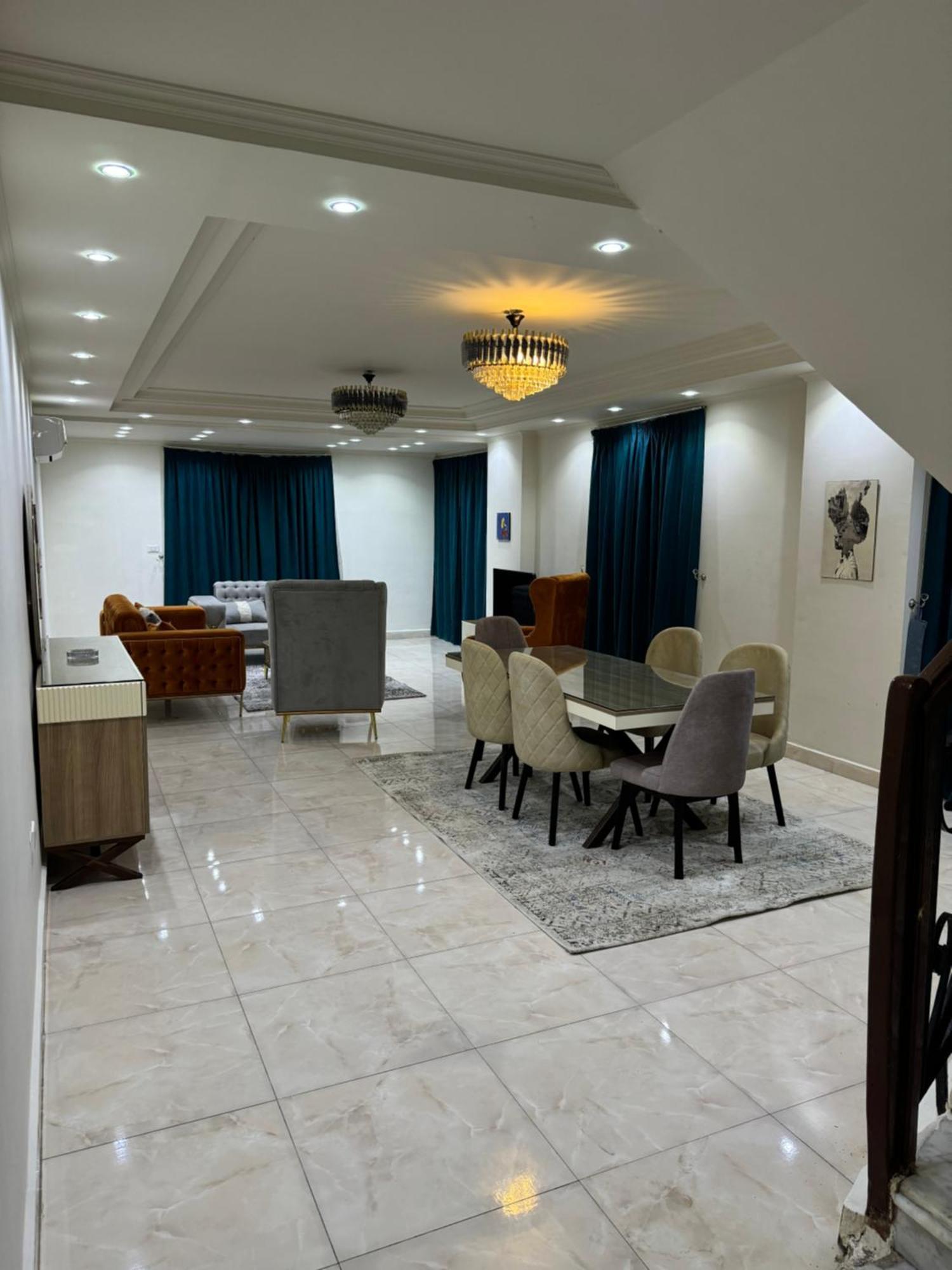 4شارع نبلس المهندسين Cairo